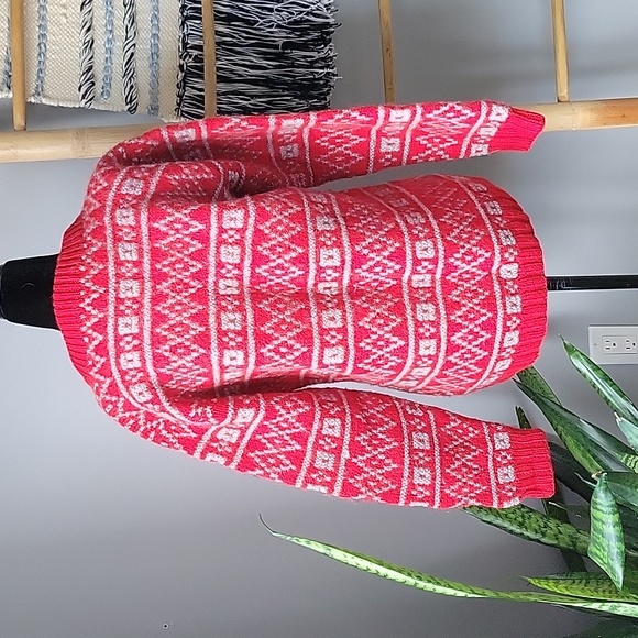 Vintage BEAVER CANOE Hand Knit Fair Isle Sweater - Picture 4 of 6